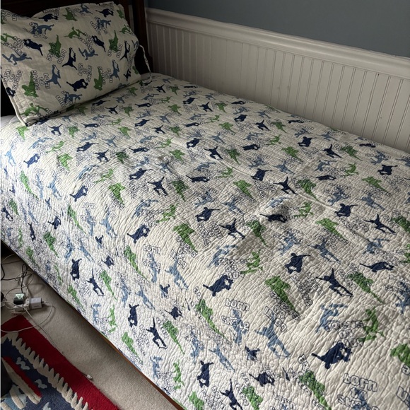Pottery Barn Kids Blue and Green Striped Quilt - Picture 3 of 4